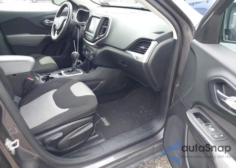 2014 Jeep Cherokee Latitude z USA, uszkodzony, nr VIN 1C4PJLCB3EW148691